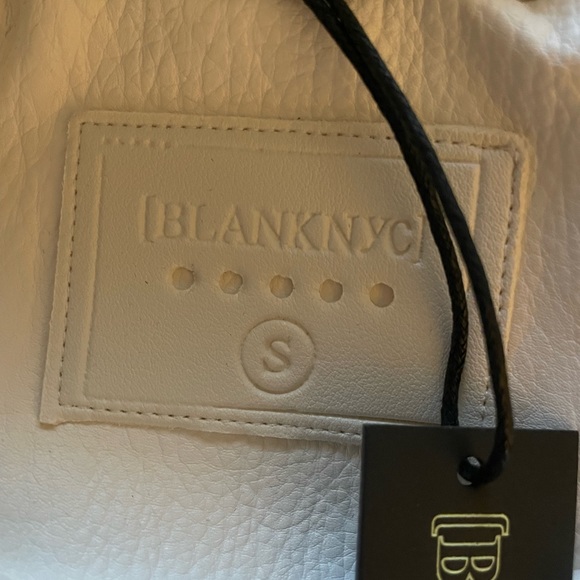 NWT Blank NYC Vegan Leather Cropped Moto Jacket in All Time High White Size S - Picture 7 of 12